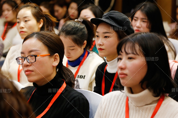 SPA女士养生馆美容间装修效果图集锦